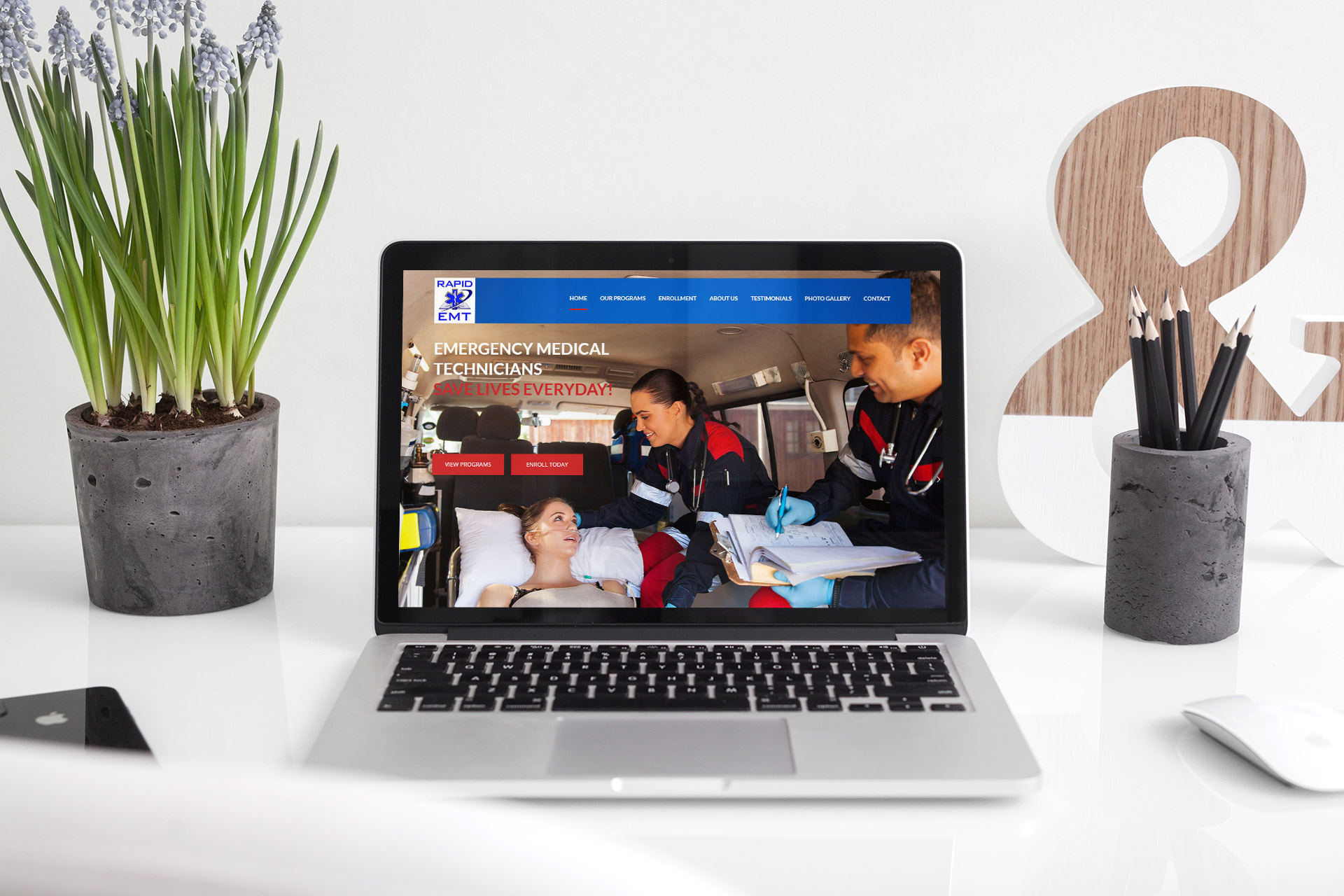 rapidemt.com on laptop